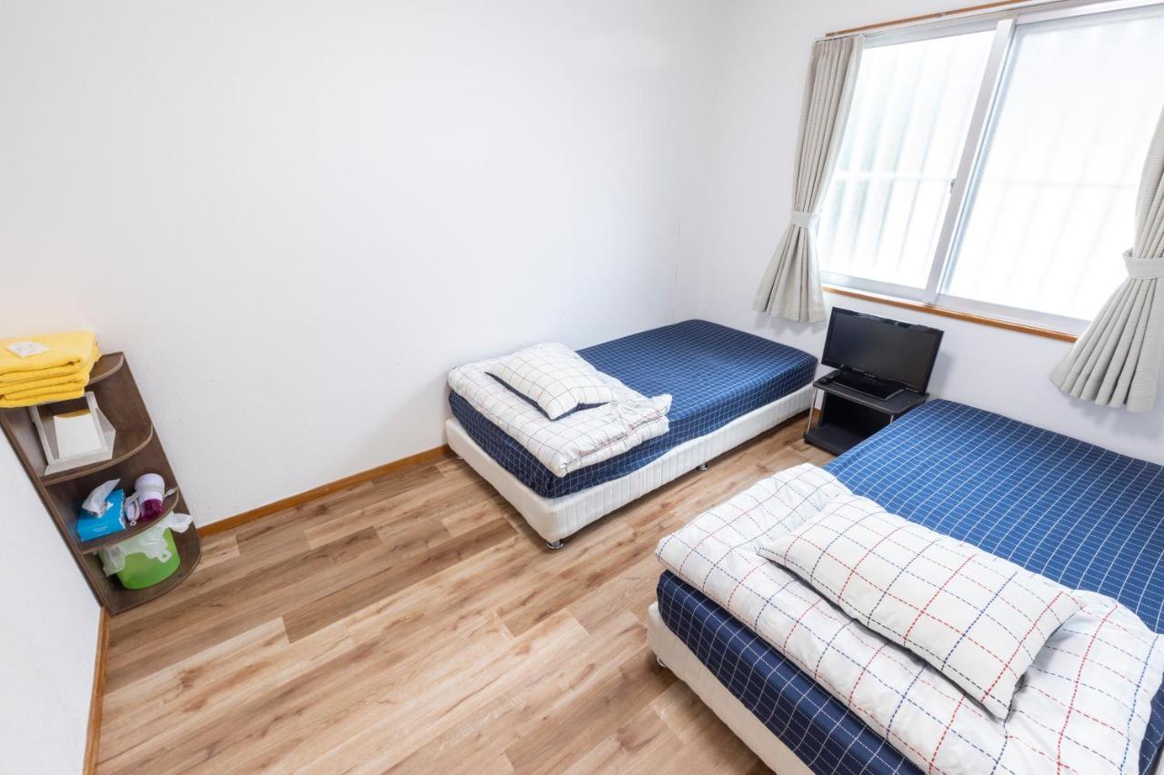 Kamekamehouse Hotel Tokashiki Buitenkant foto