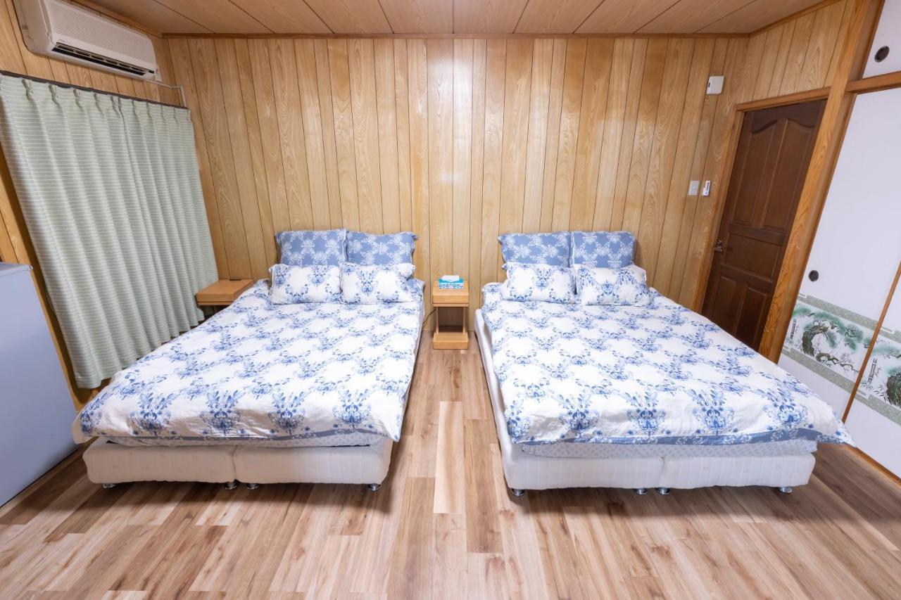 Kamekamehouse Hotel Tokashiki Buitenkant foto