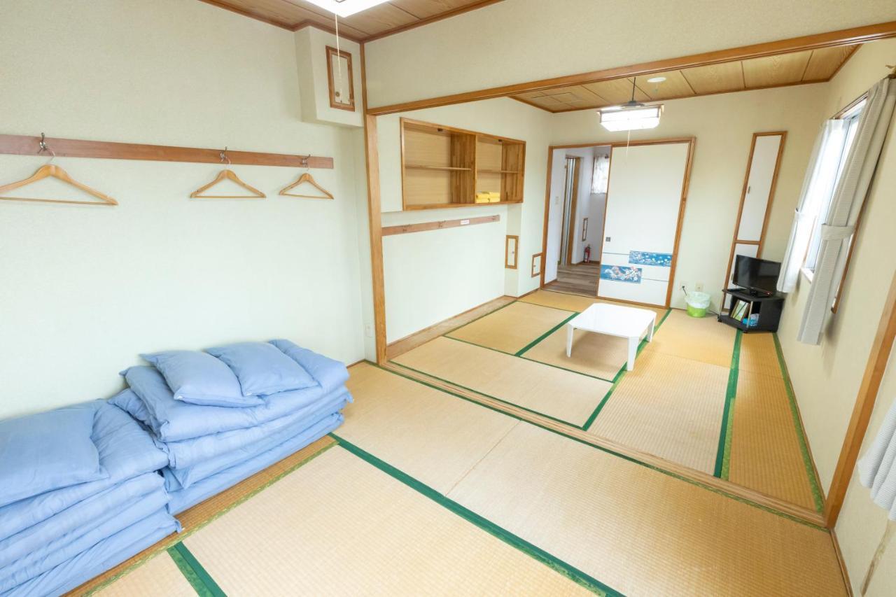 Kamekamehouse Hotel Tokashiki Buitenkant foto