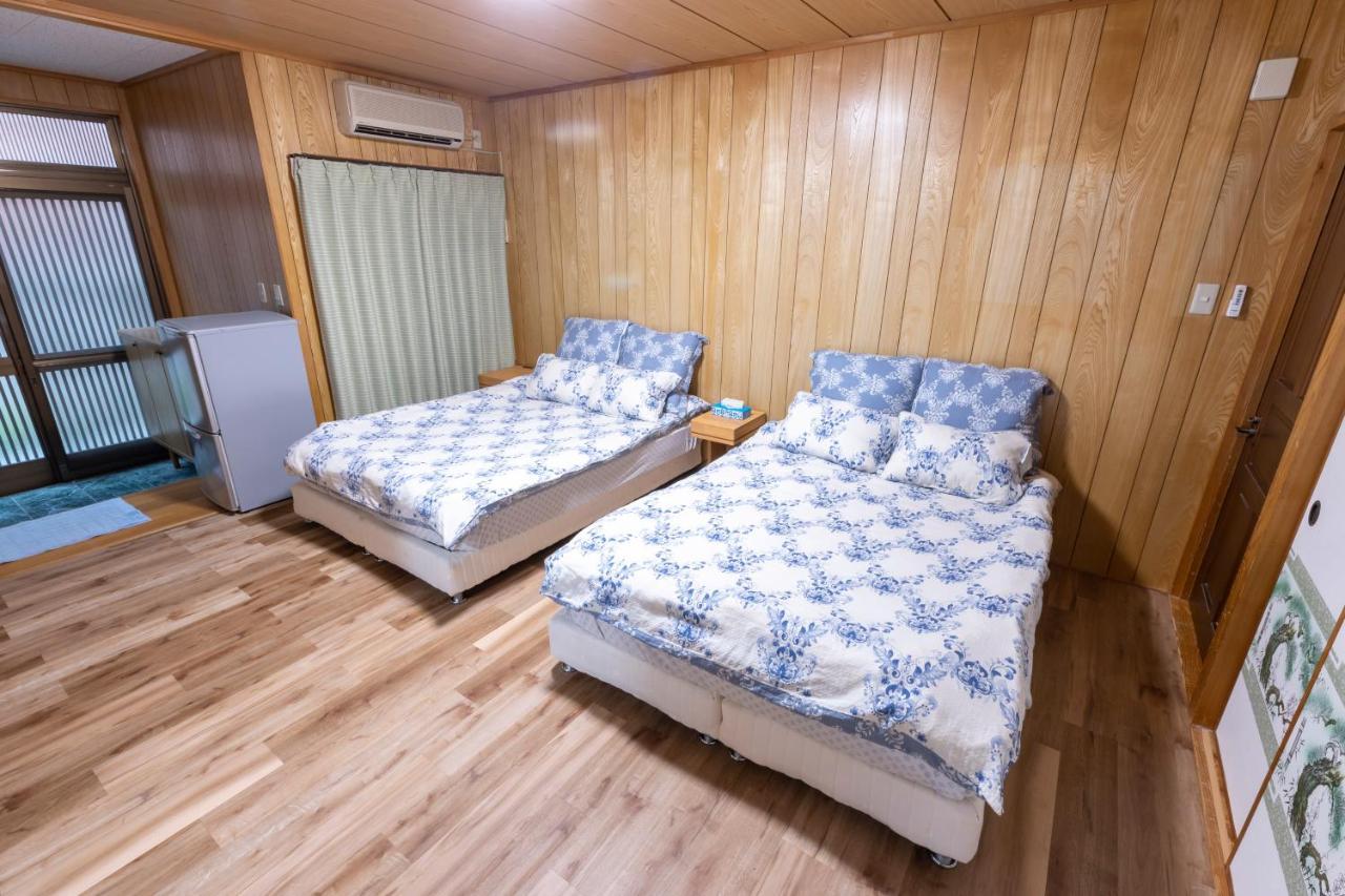 Kamekamehouse Hotel Tokashiki Buitenkant foto